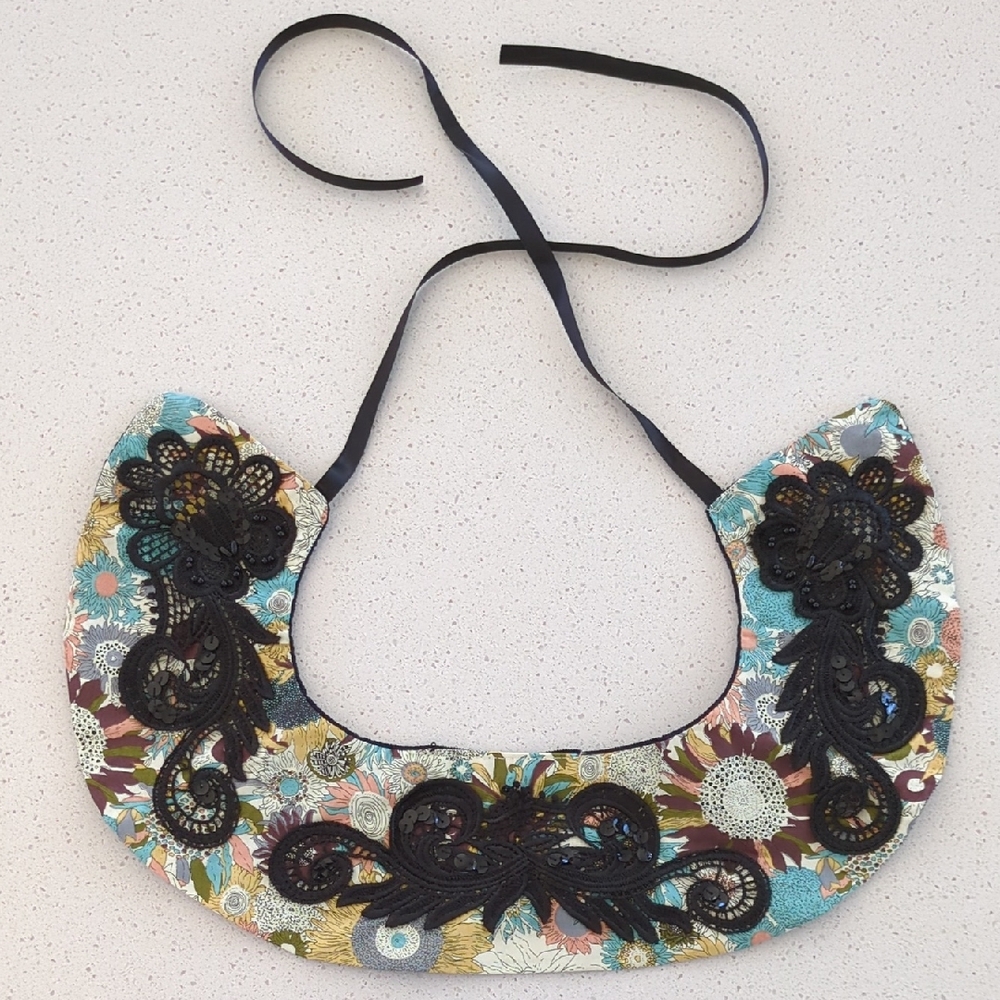 Edy & Bridge Floral Collar with Black Lace And Sequin